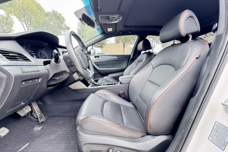 现代 索纳塔 2015款 1.6T GLS智能型中控内饰7006