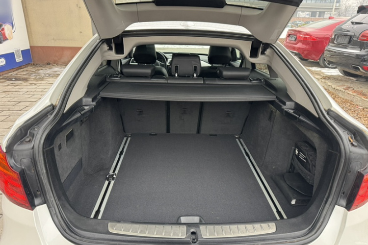 宝马3系GT 2014款 320i 领先型中控内饰7007