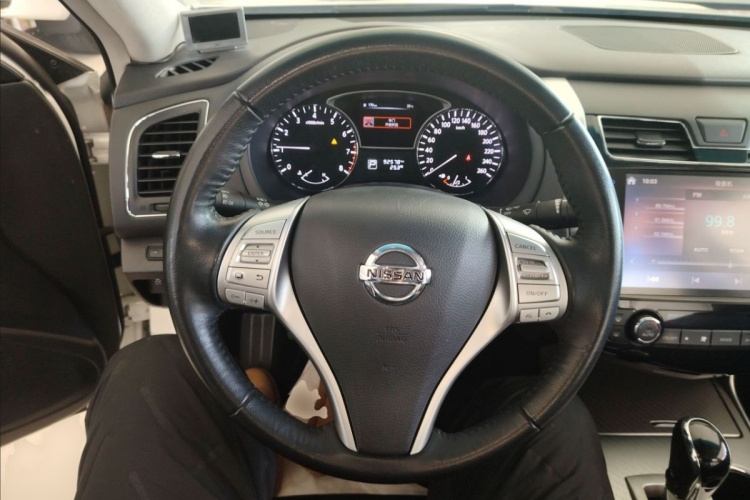 日产 天籁 2018款 2.0L XL 智进版中控内饰7003