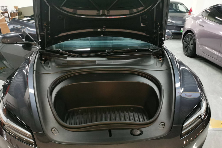 特斯拉 Model 3 2025款 后轮驱动版机舱底盘24