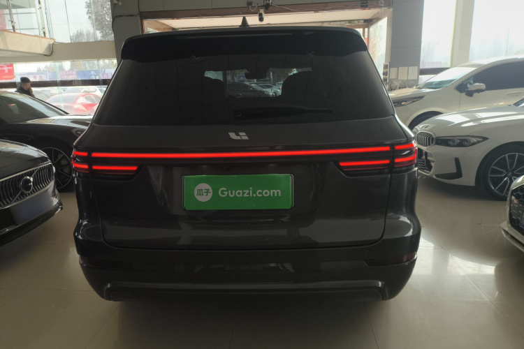 理想汽车 理想ONE 2020款 增程6座版车身外观6