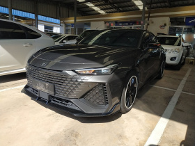 长安UNI-V 2022款 2.0T 锋速版