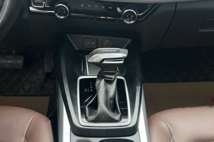 雪佛兰 科鲁泽 2023款 1.5L 双离合悦享版局部细节18