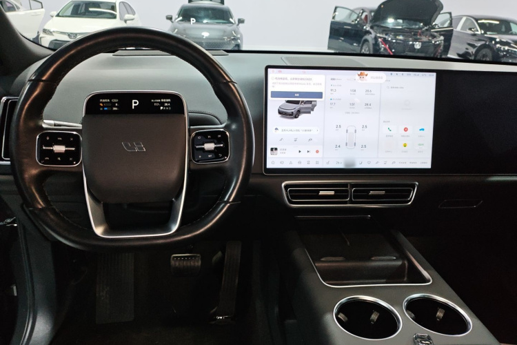 理想汽车 理想L9 2022款 Max中控内饰12