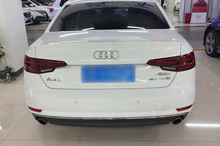 奥迪A4L 2018款 30周年年型 40 TFSI 进取型车身外观6005