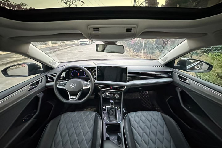 大众 速腾 2023款 300TSI DSG超越版中控内饰7005