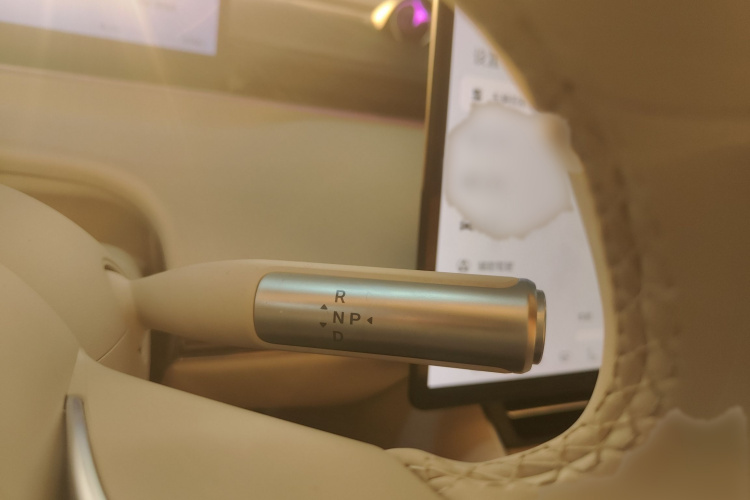 鸿蒙智行 智界S7 2025款 855km Max局部细节18