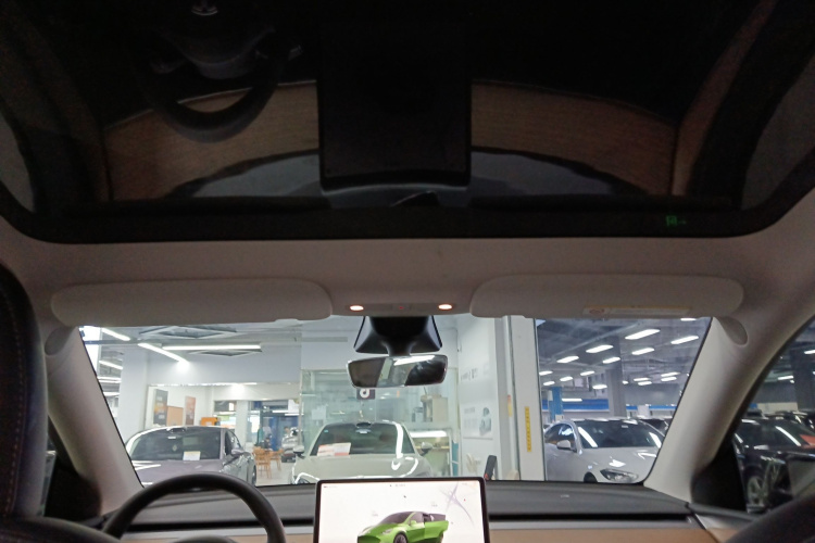 特斯拉 Model Y 2022款 后轮驱动版局部细节22