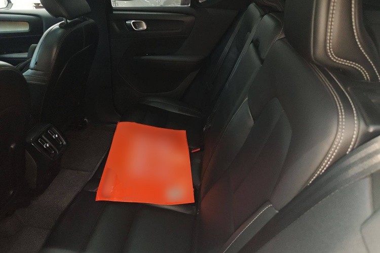 沃尔沃XC40 2020款 T4 四驱智远豪华版中控内饰21