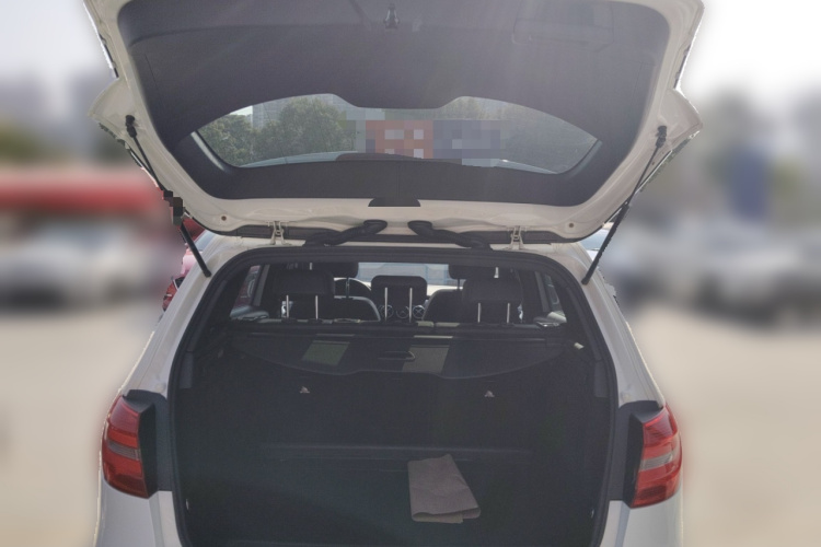 奔驰B级 2012款 B 180中控内饰23