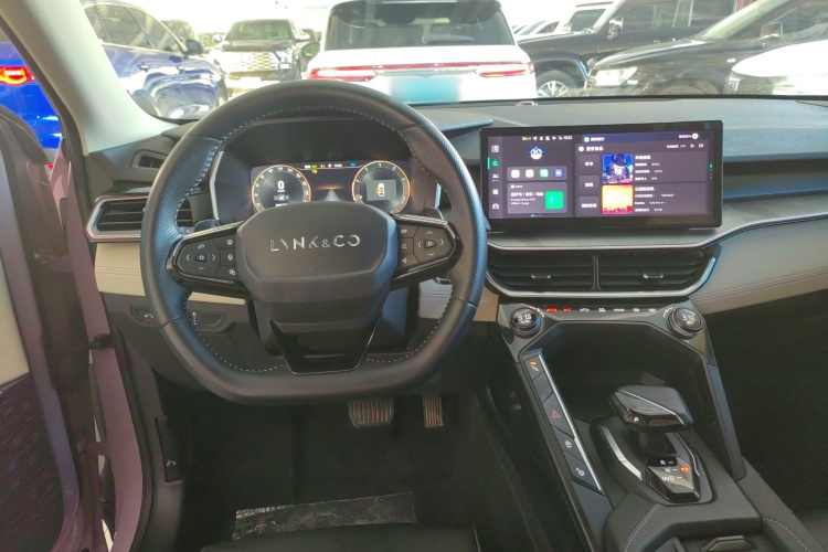 领克06 2023款 Remix 1.5T Shero中控内饰13