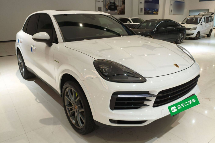 保时捷 Cayenne新能源 2023款 Cayenne E-Hybrid 2.0T 铂金版车身外观6002