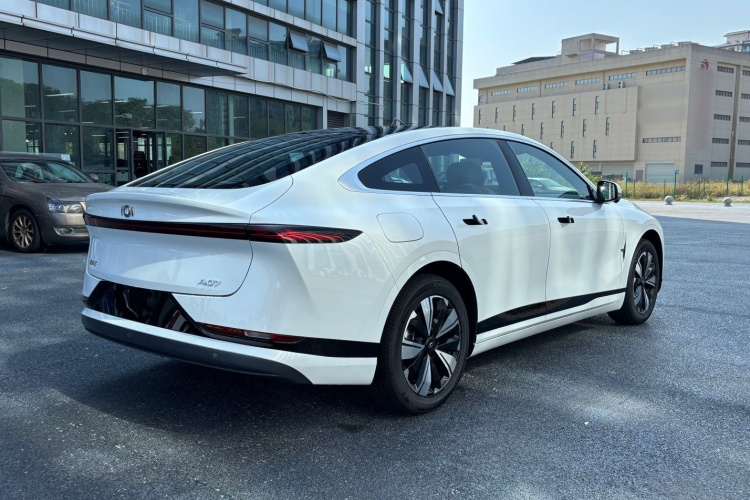 长安启源A07 2025款 蓝鲸增程版 140精英型车身外观6005