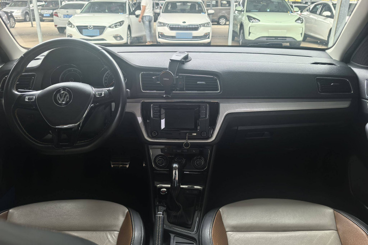 大众 朗境 2016款 1.6L 自动豪华版局部细节13