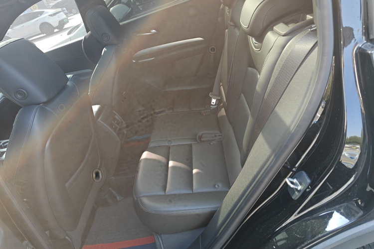 凯迪拉克XT4 2021款 28T 两驱领先型中控内饰7004