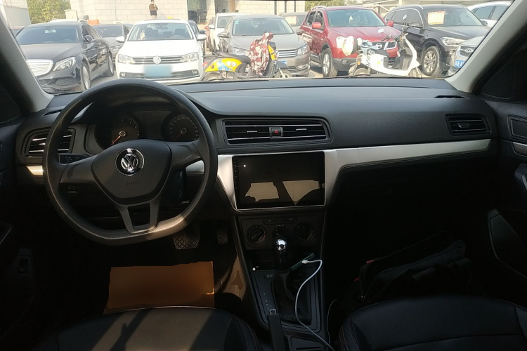 大众 2019款 朗逸启航 1.5L 自动风尚版 国VI中控内饰12