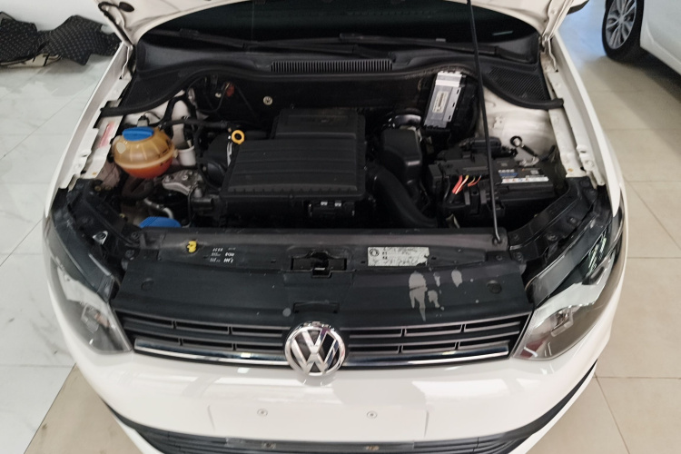 大众 Polo 2016款 1.4L 自动风尚型局部细节24