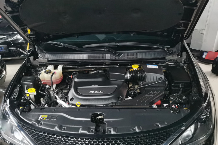 克莱斯勒 大捷龙(进口) 2017款 3.6L 尊享版机舱底盘24