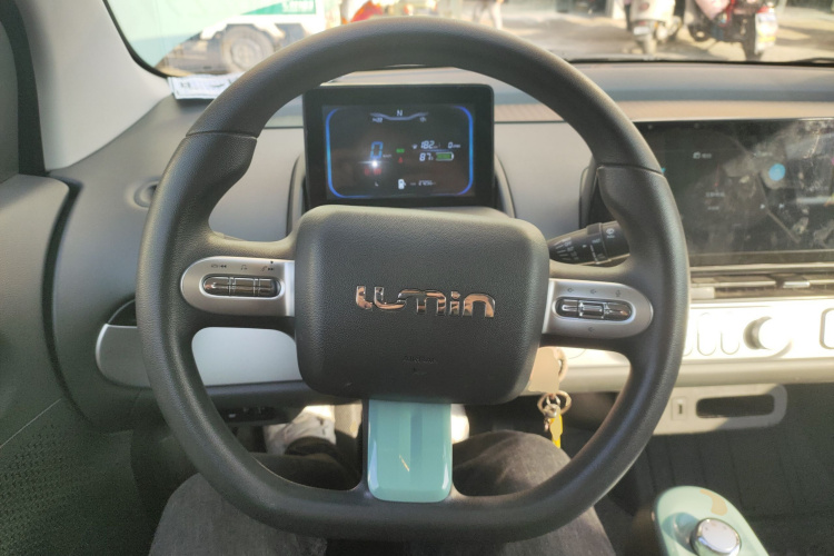 长安启源 长安Lumin 2022款 210km 香甜款中控内饰13