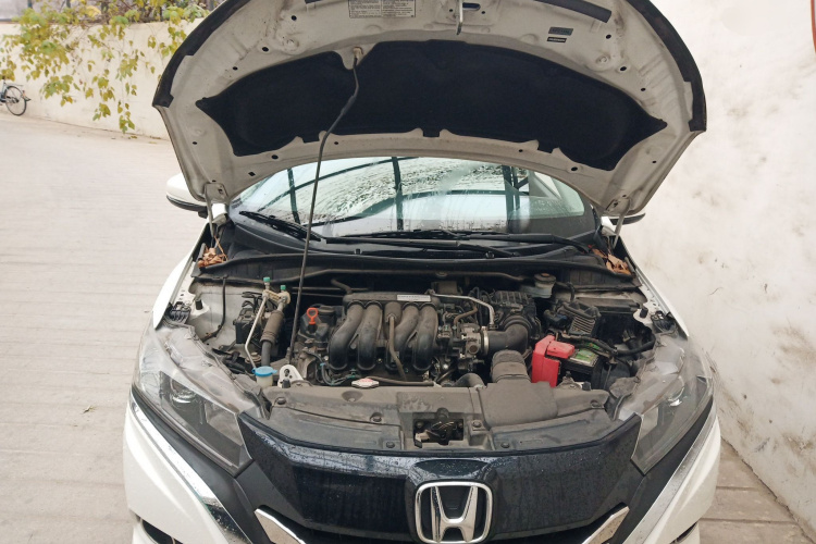 本田 竞瑞 2017款 1.5L CVT经典版机舱底盘24