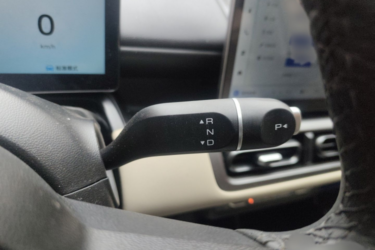 五菱汽车 五菱缤果PLUS 2024款 330km 五座版局部细节18