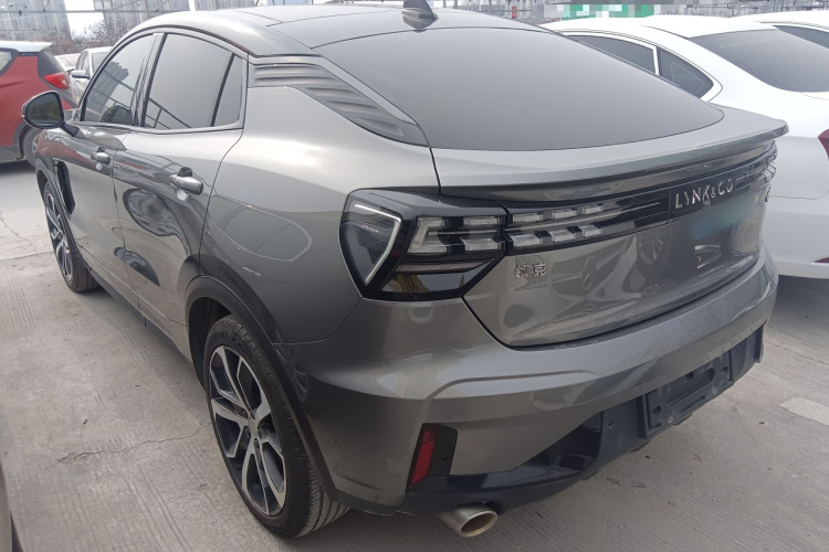 领克05 2020款 2.0TD 四驱劲Halo车身外观4