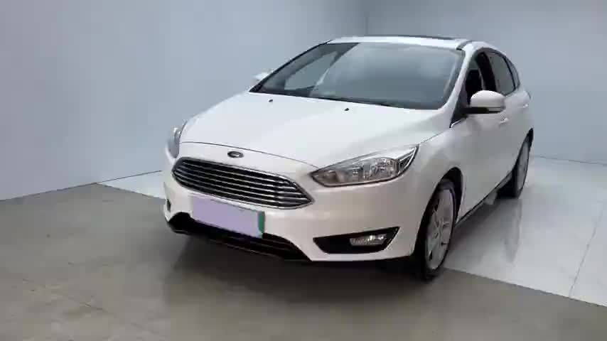 福特 福克斯 2020款 两厢经典 1.5L 自动风尚型实拍1