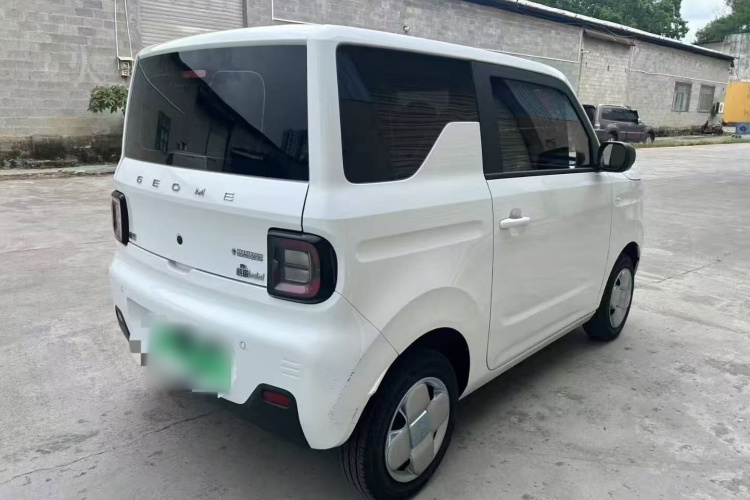 吉利银河 2024款 熊猫mini 200km 耐力熊车身外观7