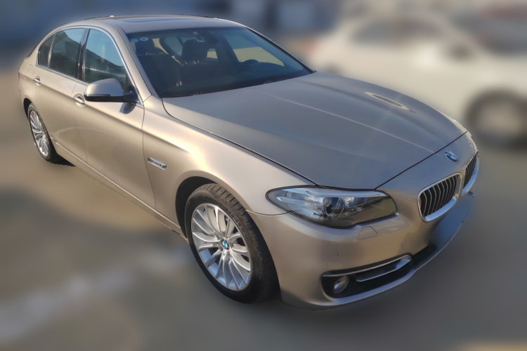 宝马5系 2014款 525Li 领先型车身外观3