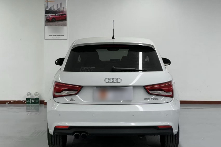 奥迪A1 2016款 30 TFSI Sportback Design风尚版车身外观6010