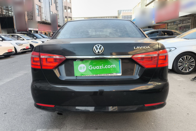 大众 朗逸 2013款 改款经典 1.6L 手动舒适版车身外观6