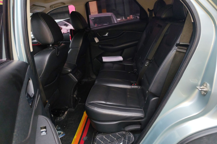 东风风光 风光S560 2018款 1.8L 手动豪华型 7座中控内饰21