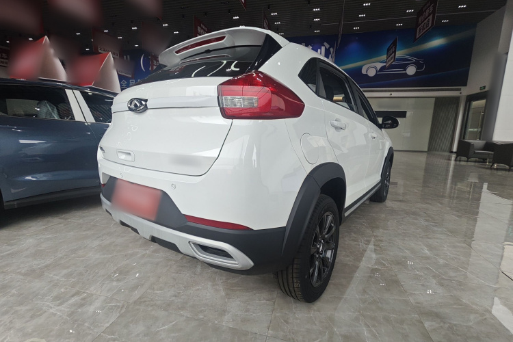 奇瑞 瑞虎3X 2024款 1.5L CVT卓越版车身外观6002