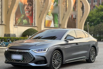 比亚迪 汉 2024款 DM-i 荣耀版 121KM 尊享型