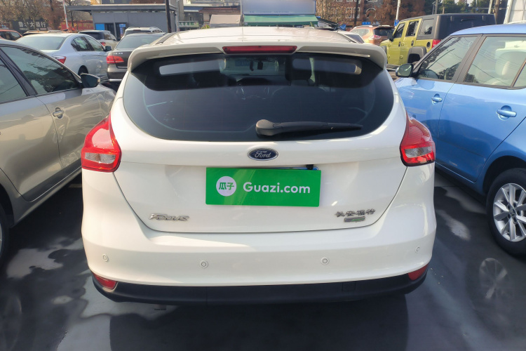 福特 福克斯 2015款 两厢 EcoBoost 125 手动超能风尚型车身外观6