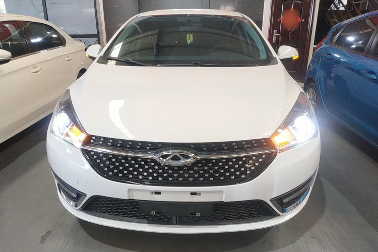 奇瑞 艾瑞泽5 2021款 PRO 1.5L CVT青春版车身外观6001