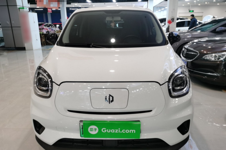 零跑汽车 零跑T03 2024款 200轻享版车身外观2