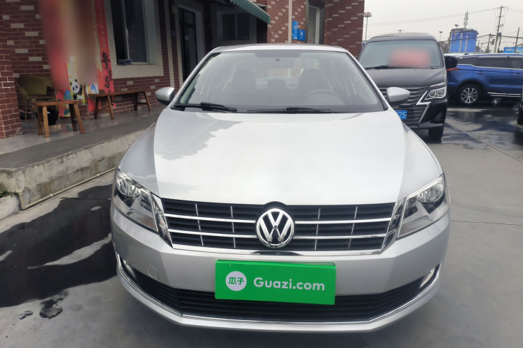 大众 朗逸 2013款 改款经典 1.6L 自动舒适版车身外观6001