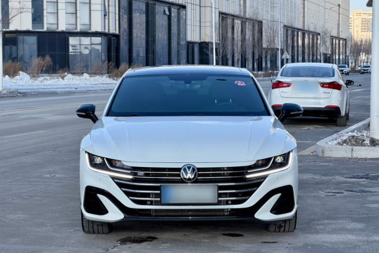 一汽-大众CC 2023款 330TSI 炫目版车身外观6004