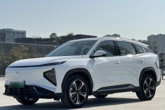 吉利银河 银河L7 2025款 EM-i 115km 探索版