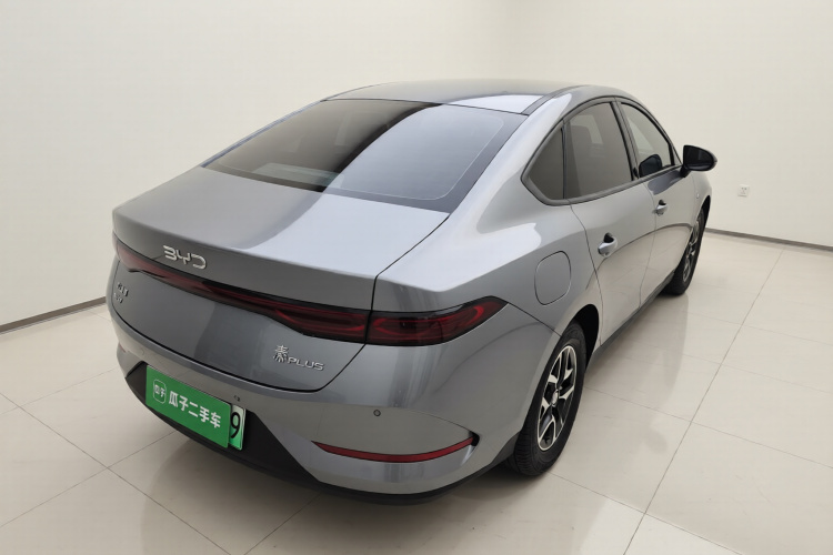 比亚迪 秦PLUS 2025款 DM-i 智驾版 55KM领先型车身外观7