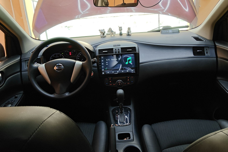 日产 骐达TIIDA 2014款 1.6L CVT智能型中控内饰12