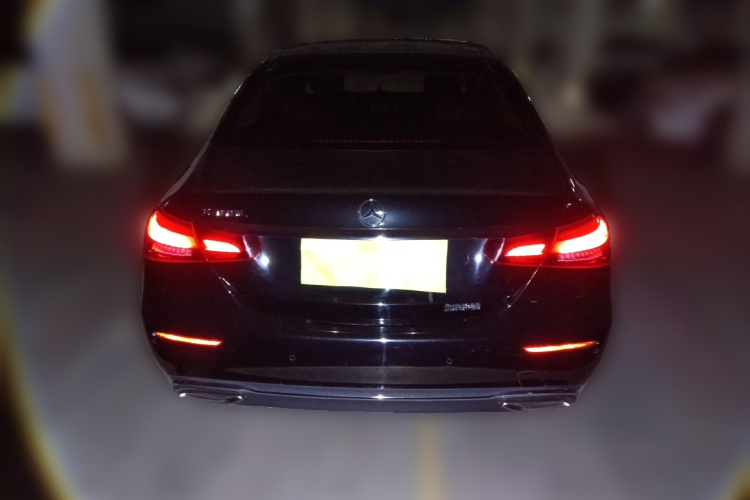 奔驰E级 2023款 改款 E 300 L 时尚型车身外观6004