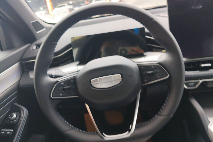 吉利汽车 星瑞 2025款 东方曜 1.5TD 扶摇版中控内饰7002