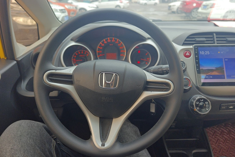 本田 飞度 2011款 1.5L 手动豪华版局部细节13