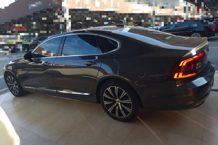 沃尔沃S90新能源 2022款 改款 T8 E驱混动 智逸豪华版车身外观6003