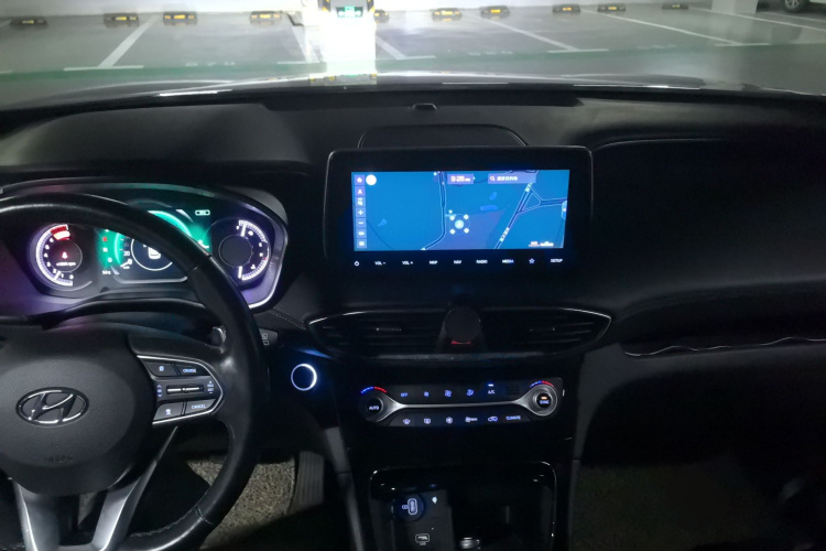 现代 胜达 2019款 380 TGDi TOP 自动两驱旗舰版 国VI中控内饰12