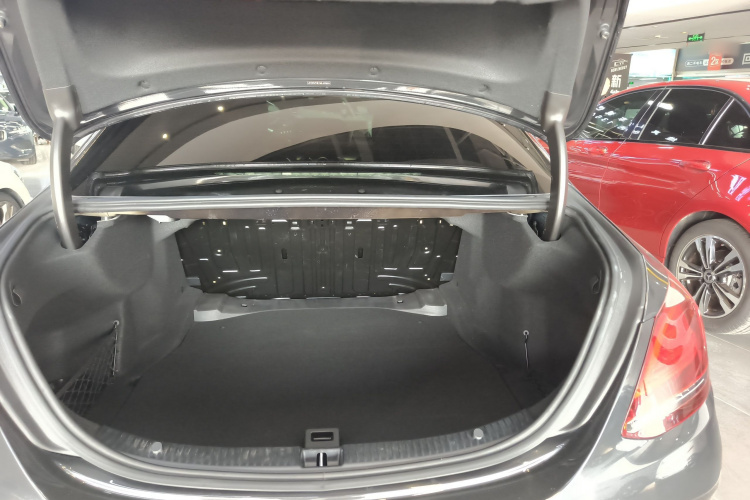 奔驰C级 2021款 C 260 L 运动星耀臻藏版局部细节23