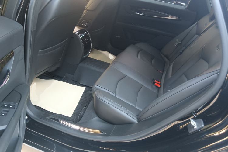 凯迪拉克CT6 2022款 28T 豪华型中控内饰7004