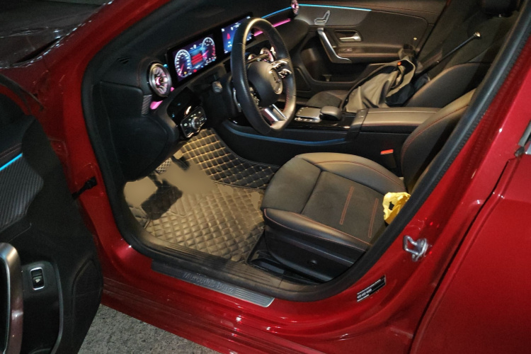 奔驰A级 2023款 A 200 L 时尚型局部细节19